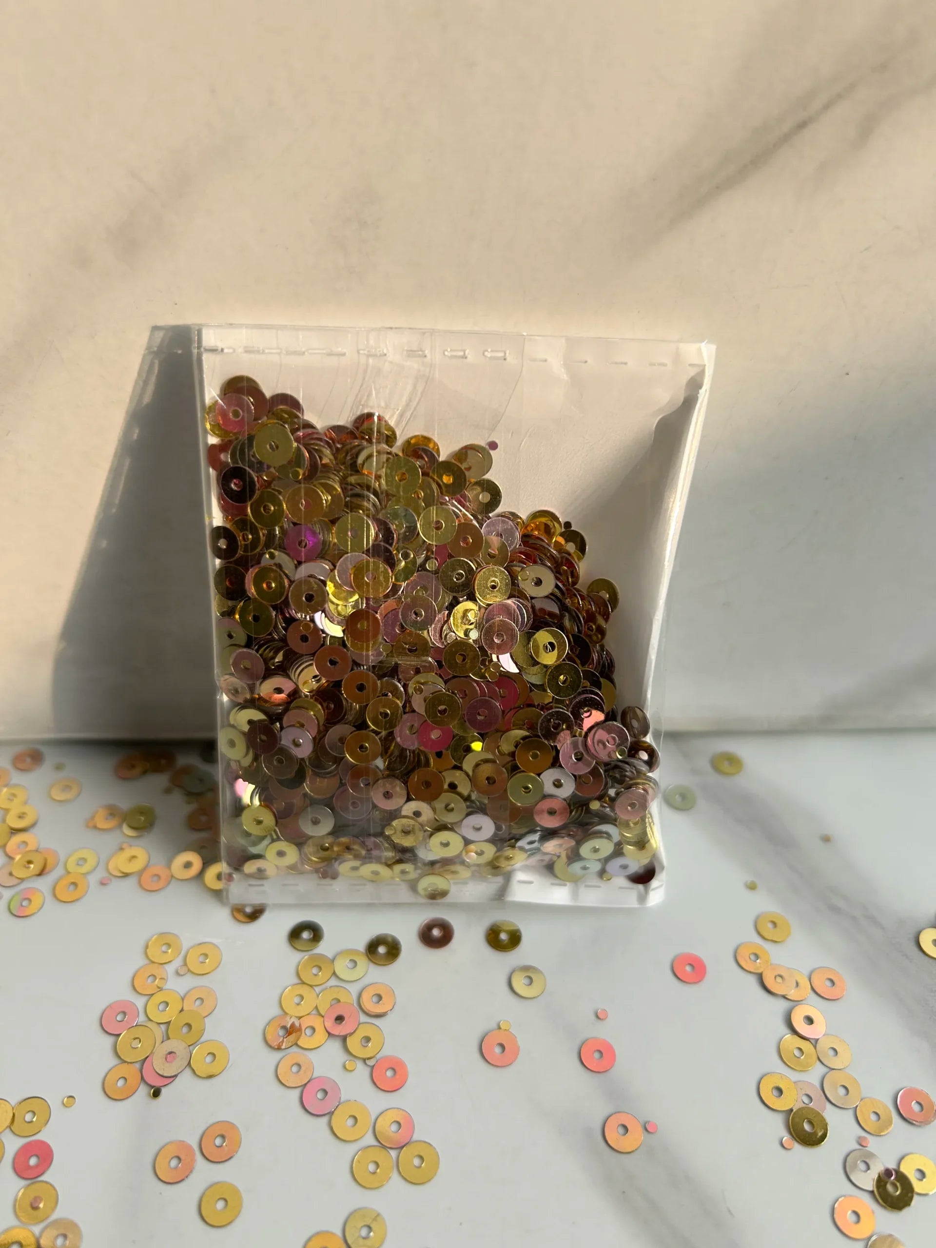 Flat-Sequins Tiger Gold ( Small)