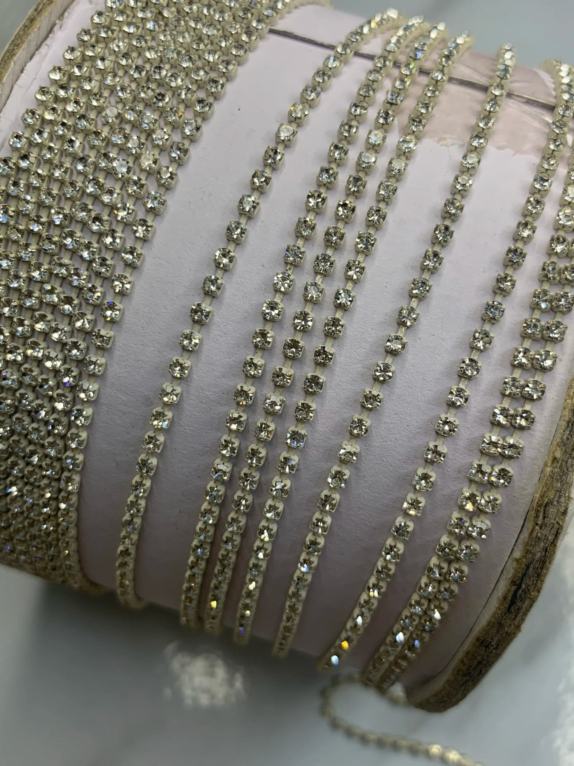 Sada-Silver Rhine Stone Chain (1Yard)