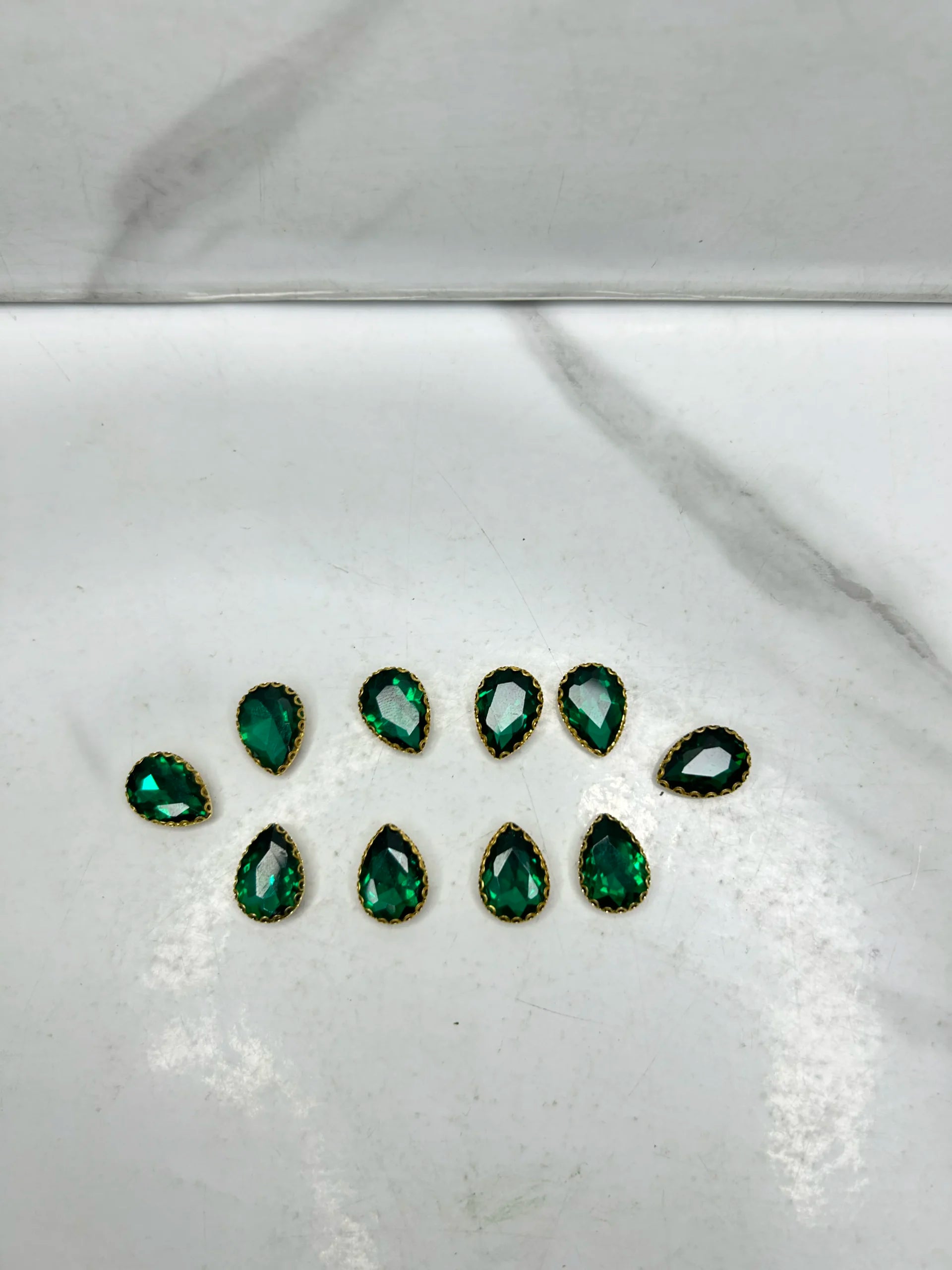 Drop-Stone Medium (6pcs)
