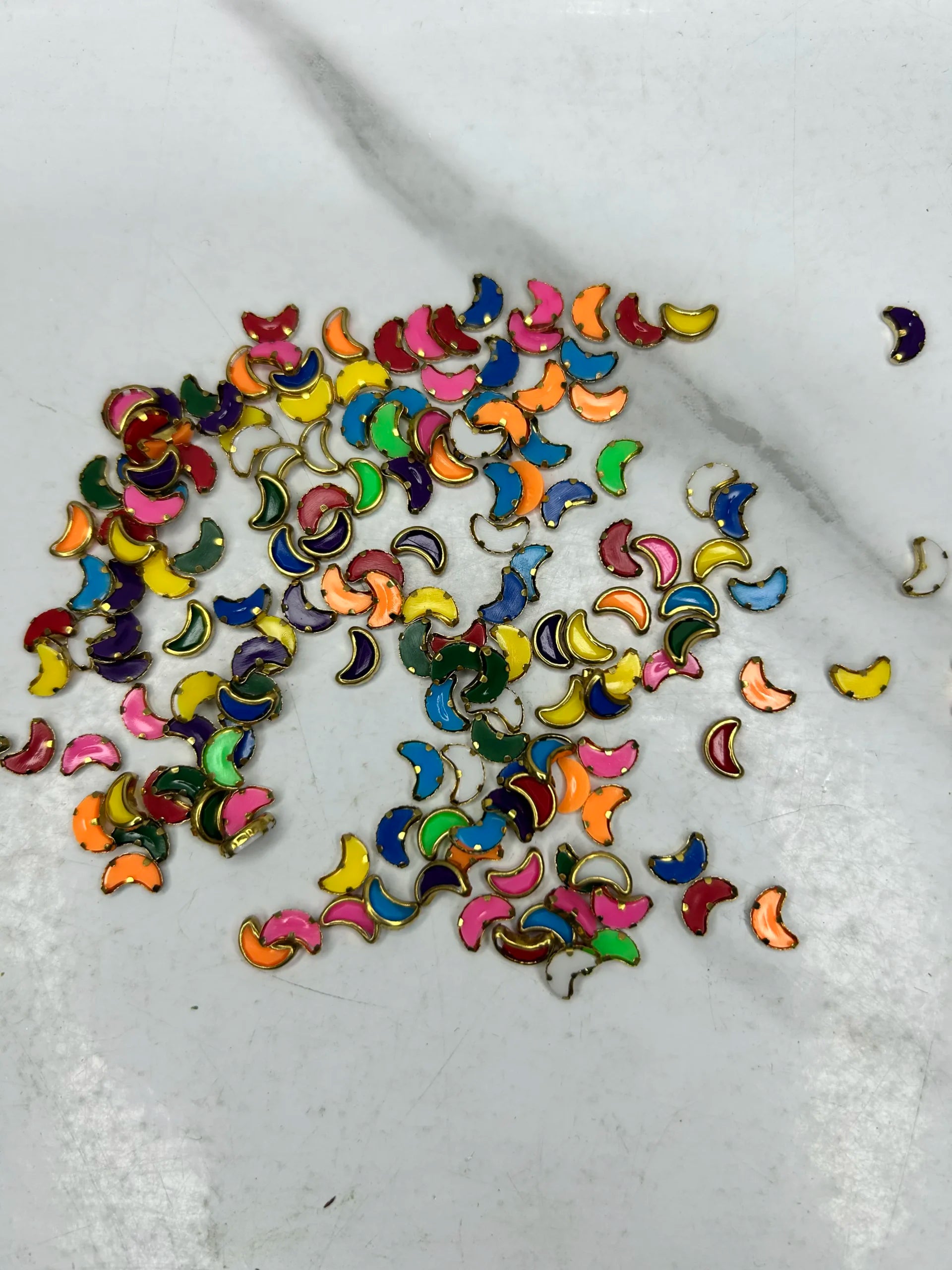 Mix-Color Moon Kundan (10G)