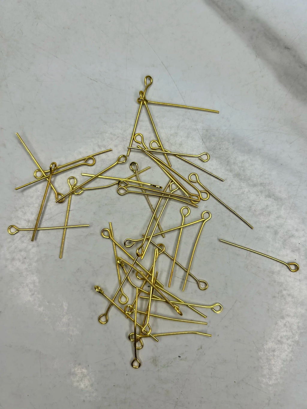 Golden-Loops Pin (10G)