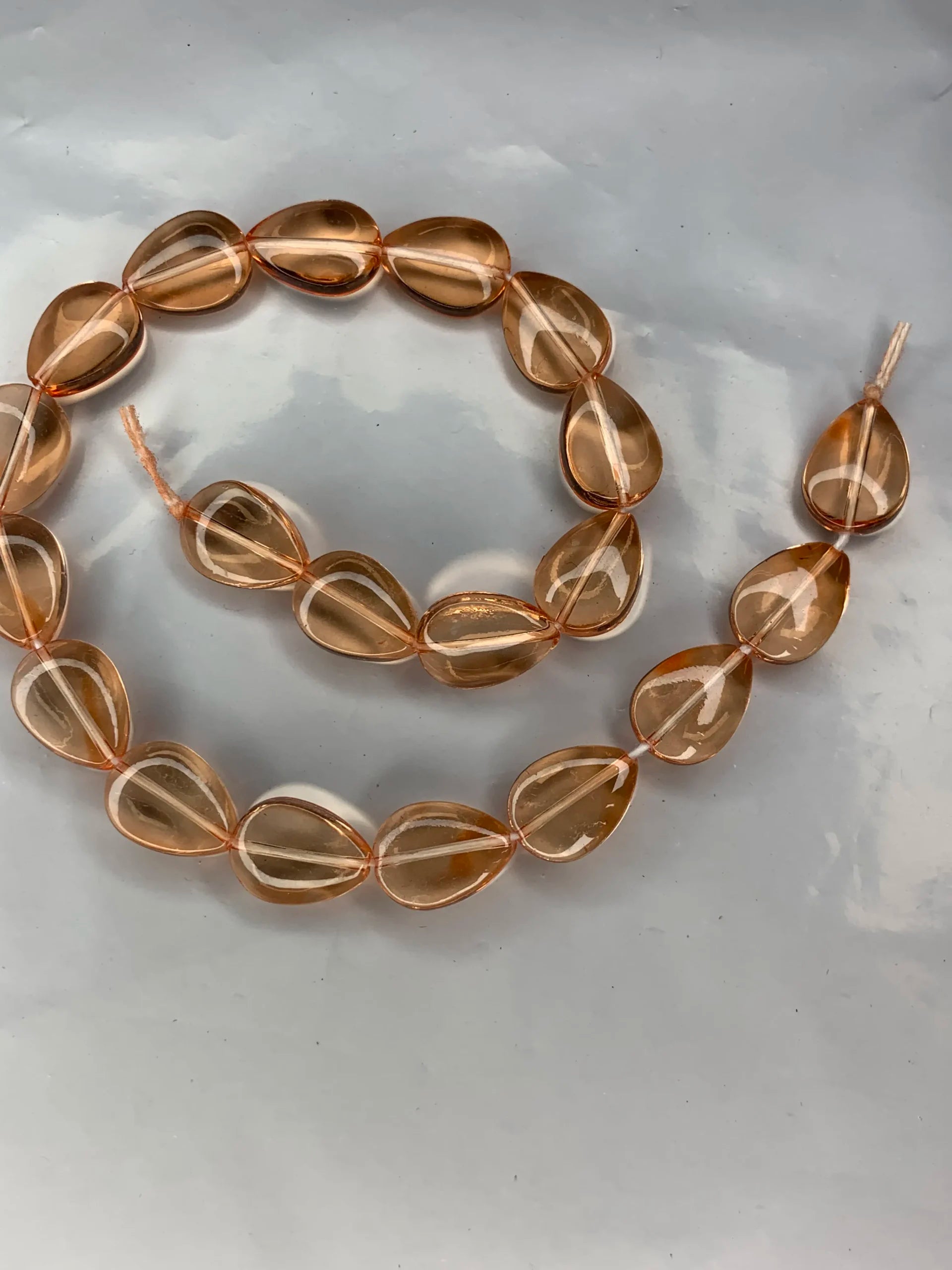 Champagne-Flat Drop Beads (20Pcs)