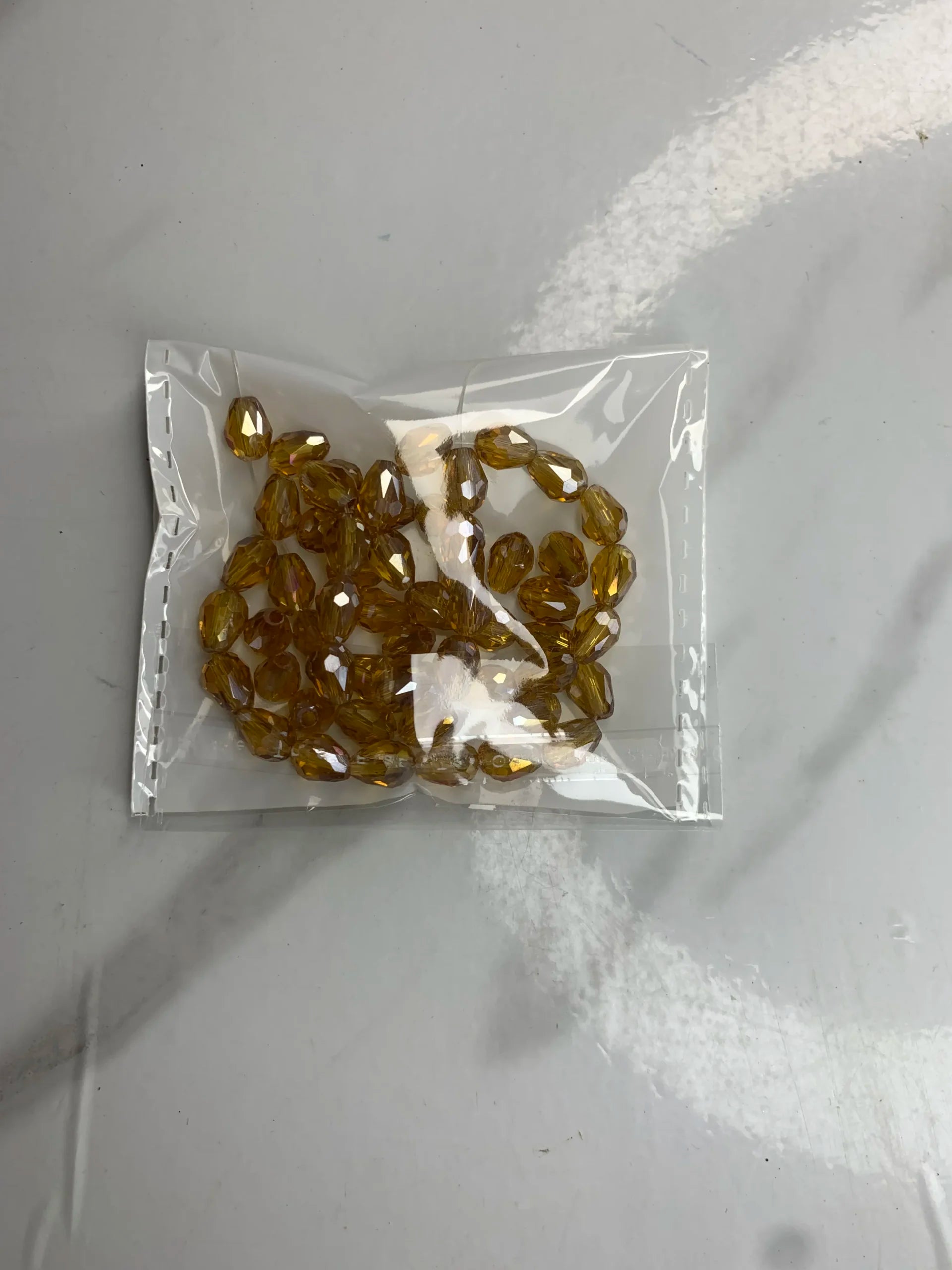 Champagne-Crystal Drop Medium (One-String)