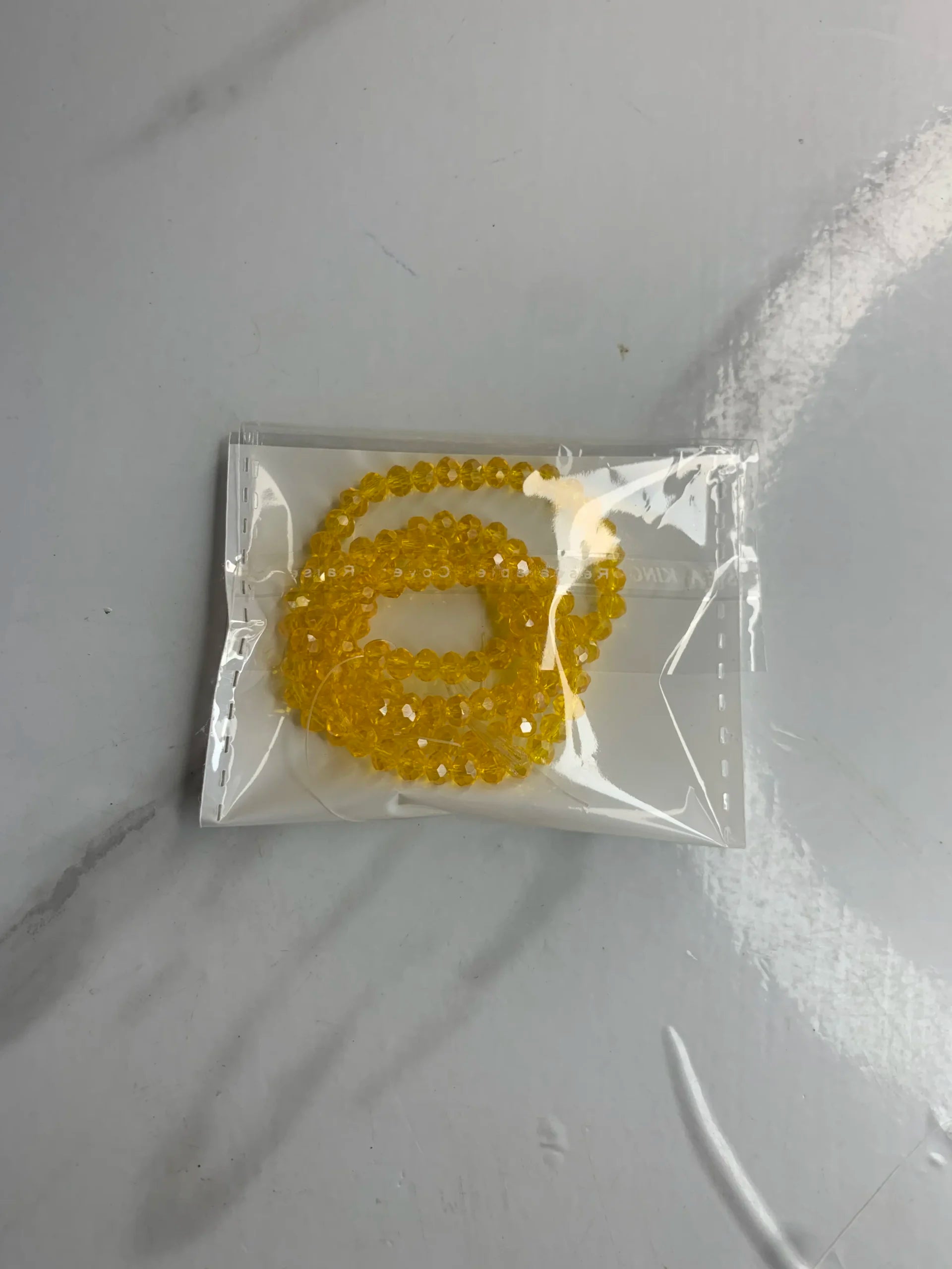 4mm-Yellow Crystal (One-String)