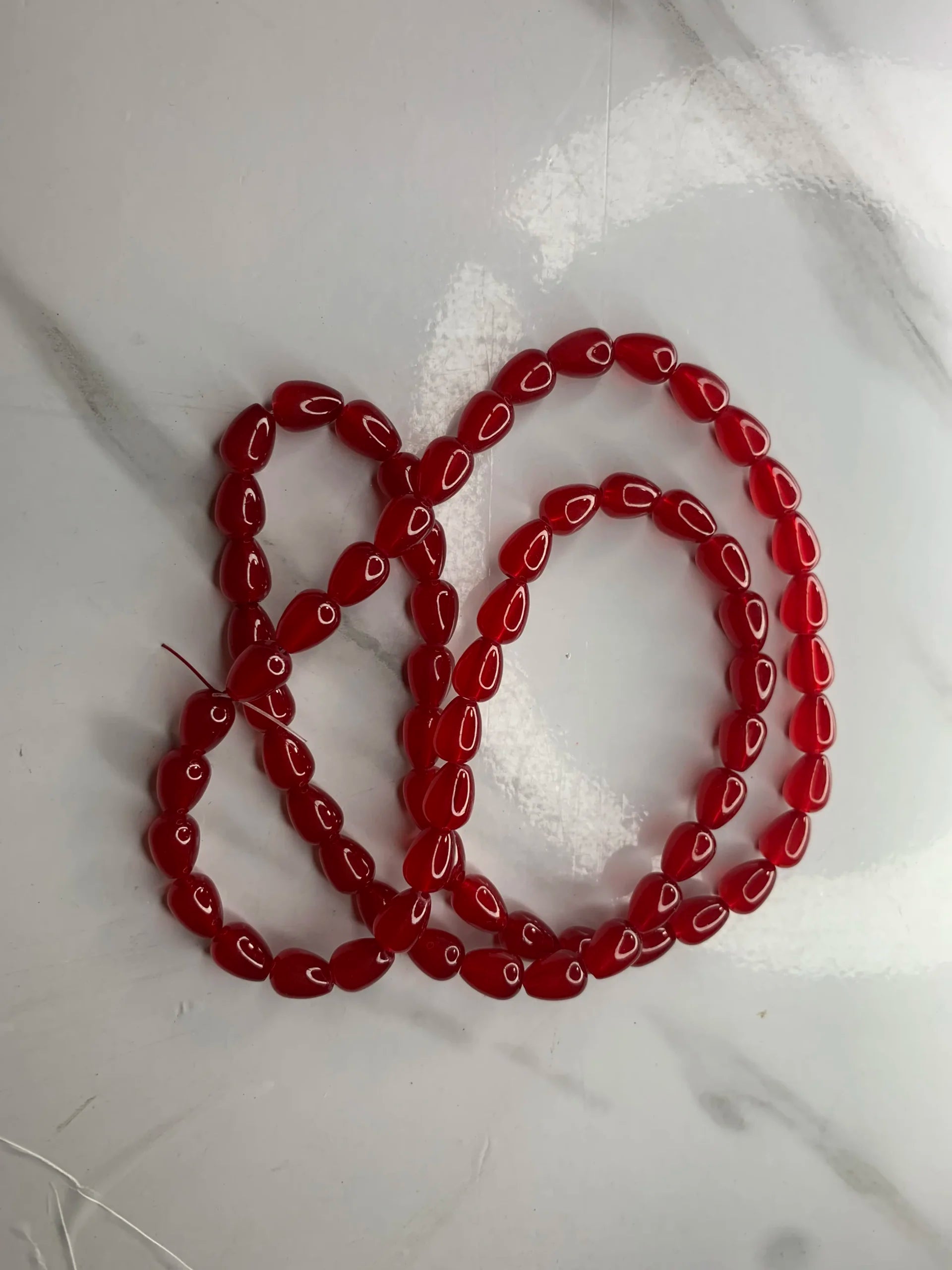 Red Marble Drop Beads (One-String)