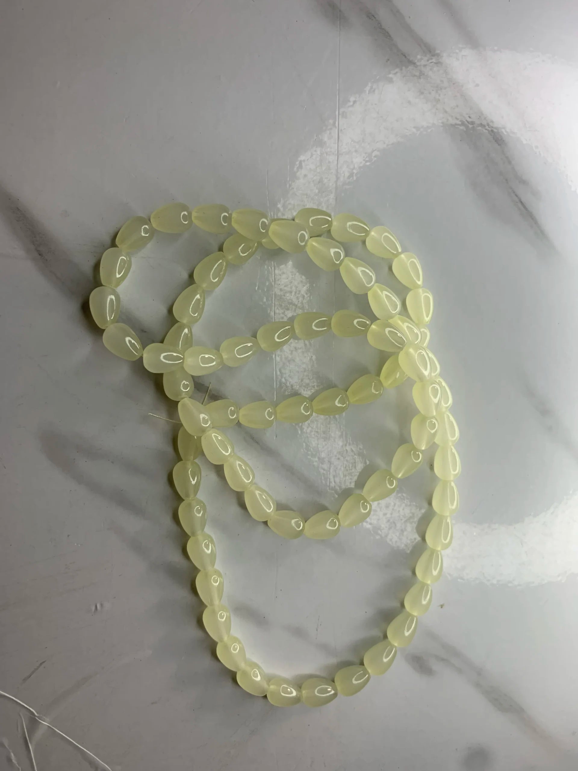 Pale-Marble Drop Beads (One-String)