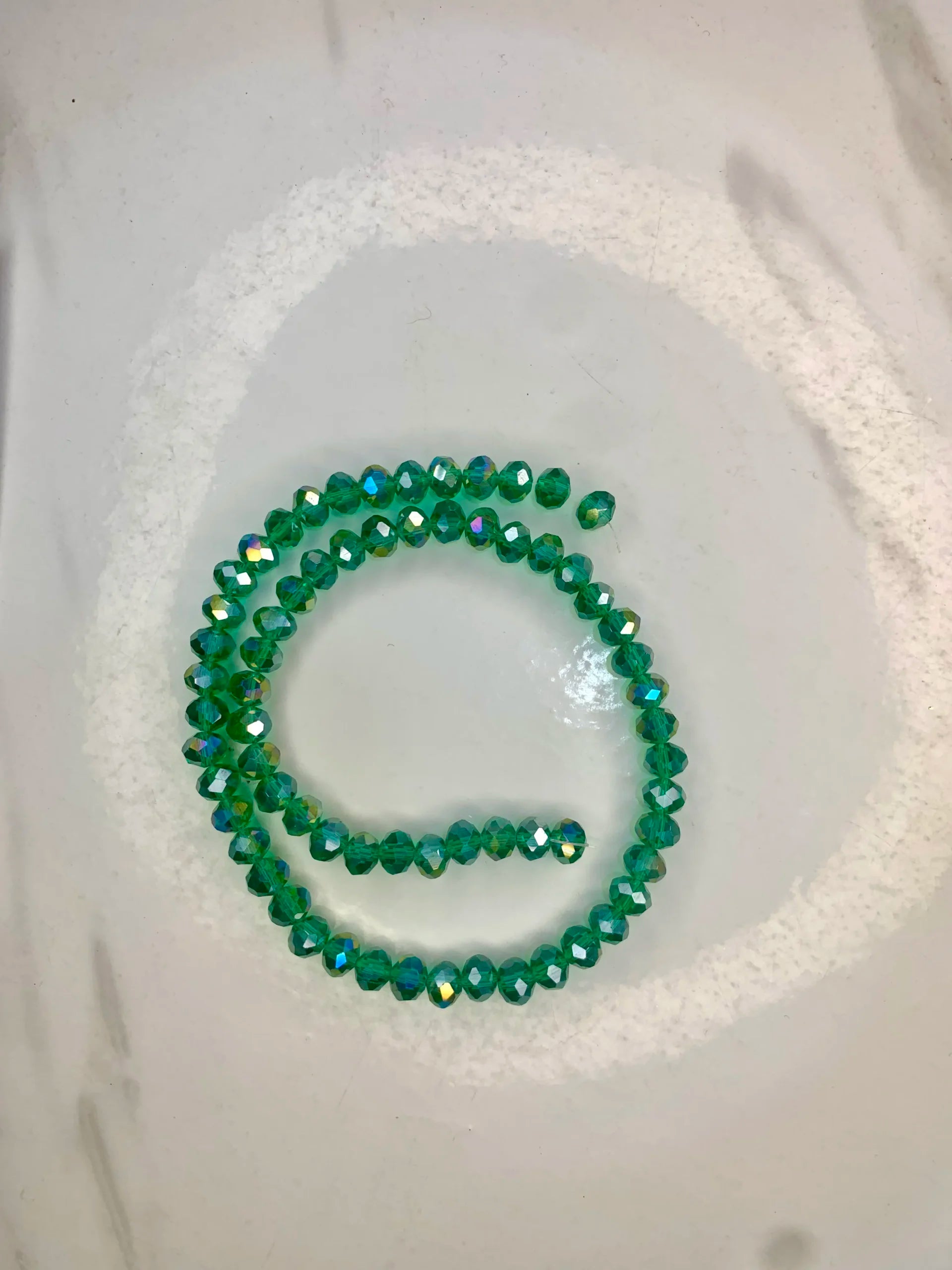 8mm-Teal Green Crystal (One-String)