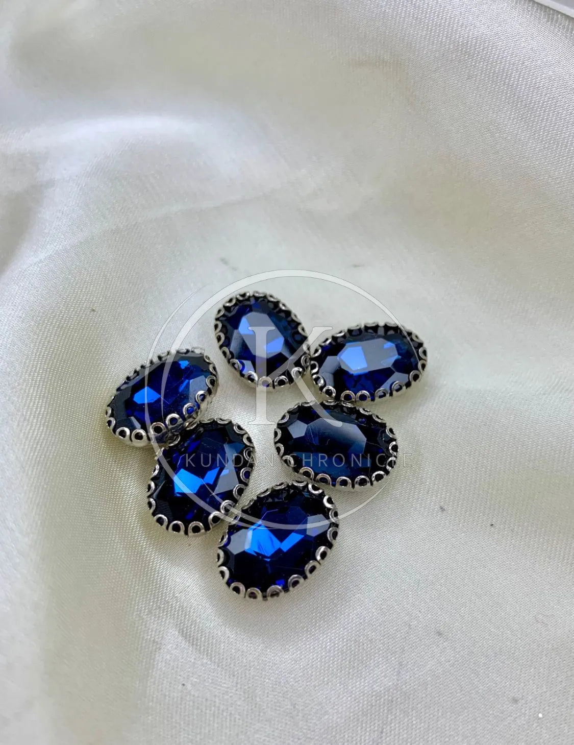 Blue Oval-Stone Silver Base Medium ( 6Pcs )
