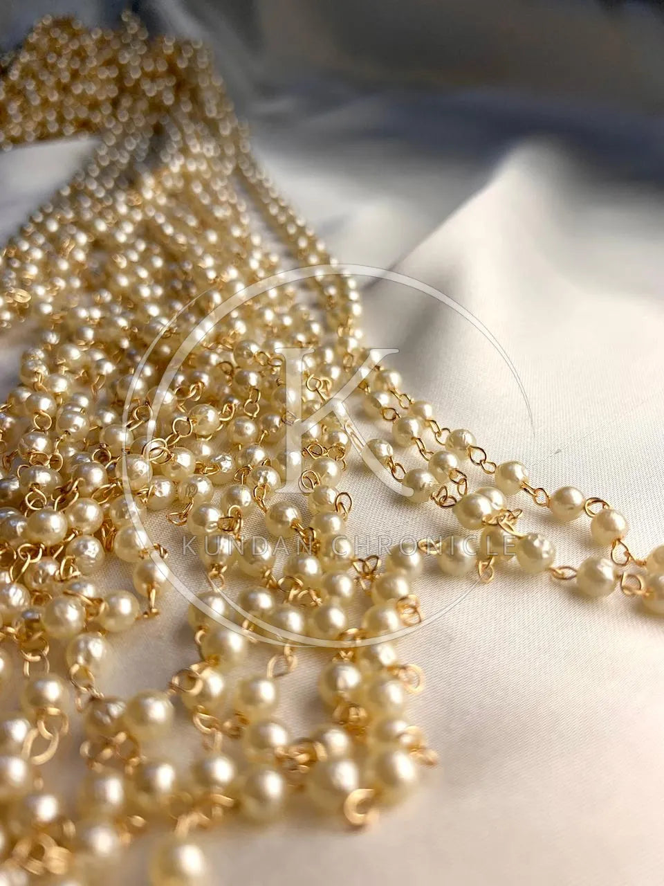 Indian Loop Pearl Chain-1Gaze