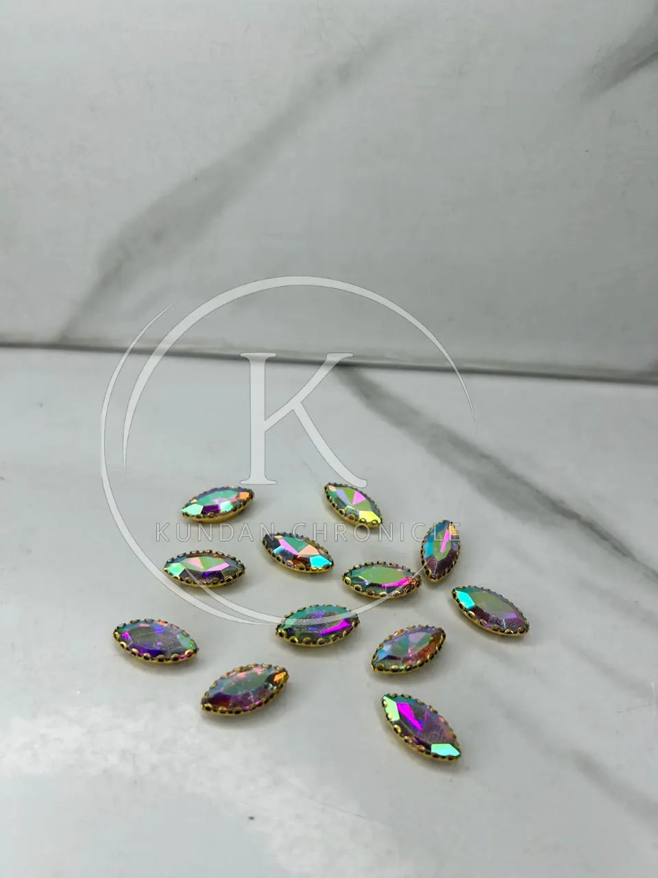 White Multi Boat-Shape Glass Stone (Regular)-12Pcs