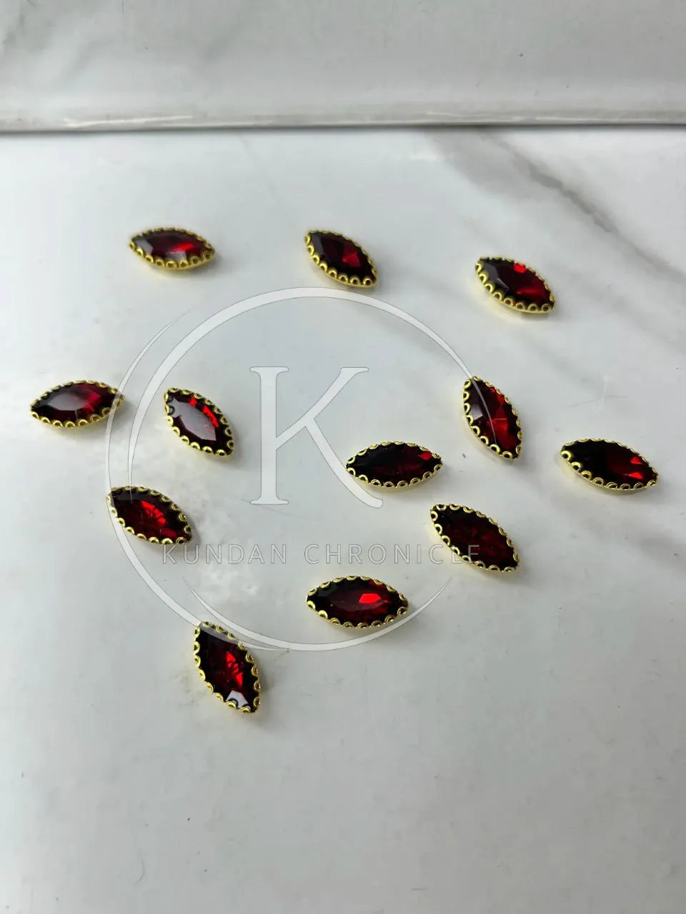 Maroon Boat-Shape Glass Stone (Regular)-12Pcs