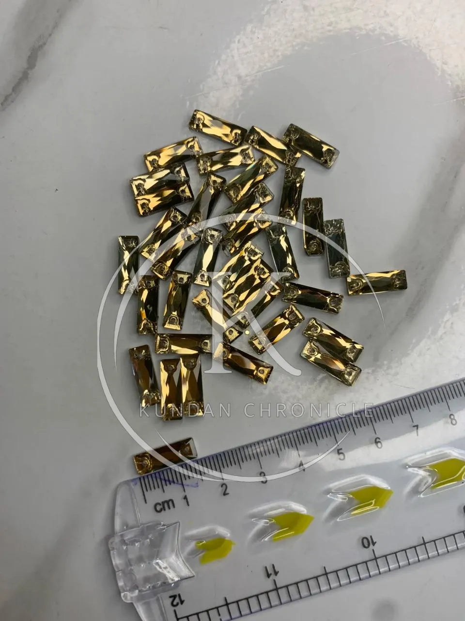 Golden Rectangular-Stone Medium (36Pcs)