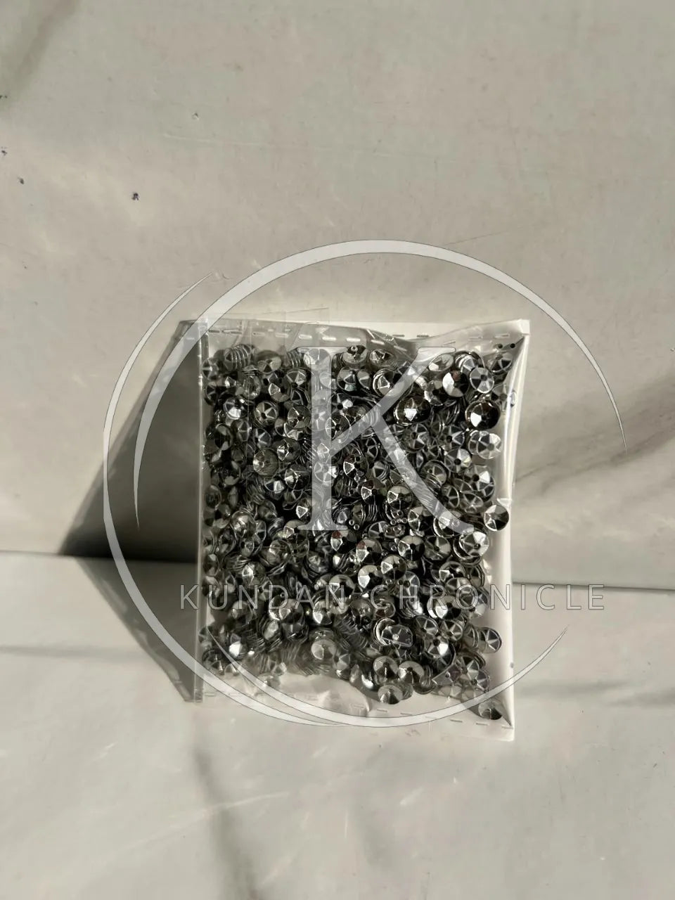 Silver Round-Bowl Sequins Small (10G)