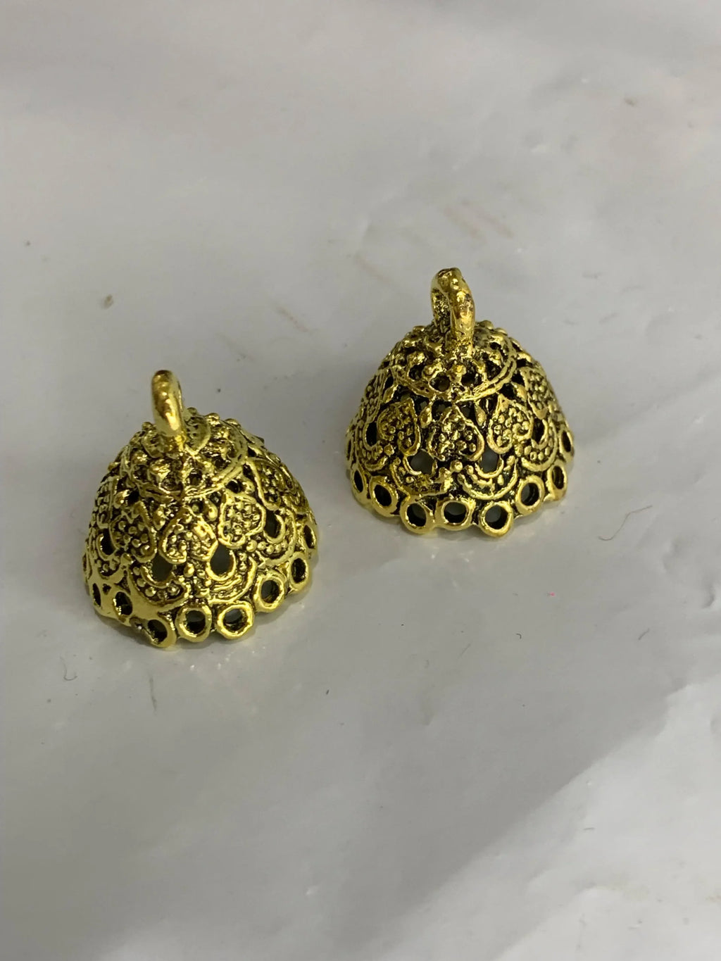 Golden-Chumki Pair (Medium)