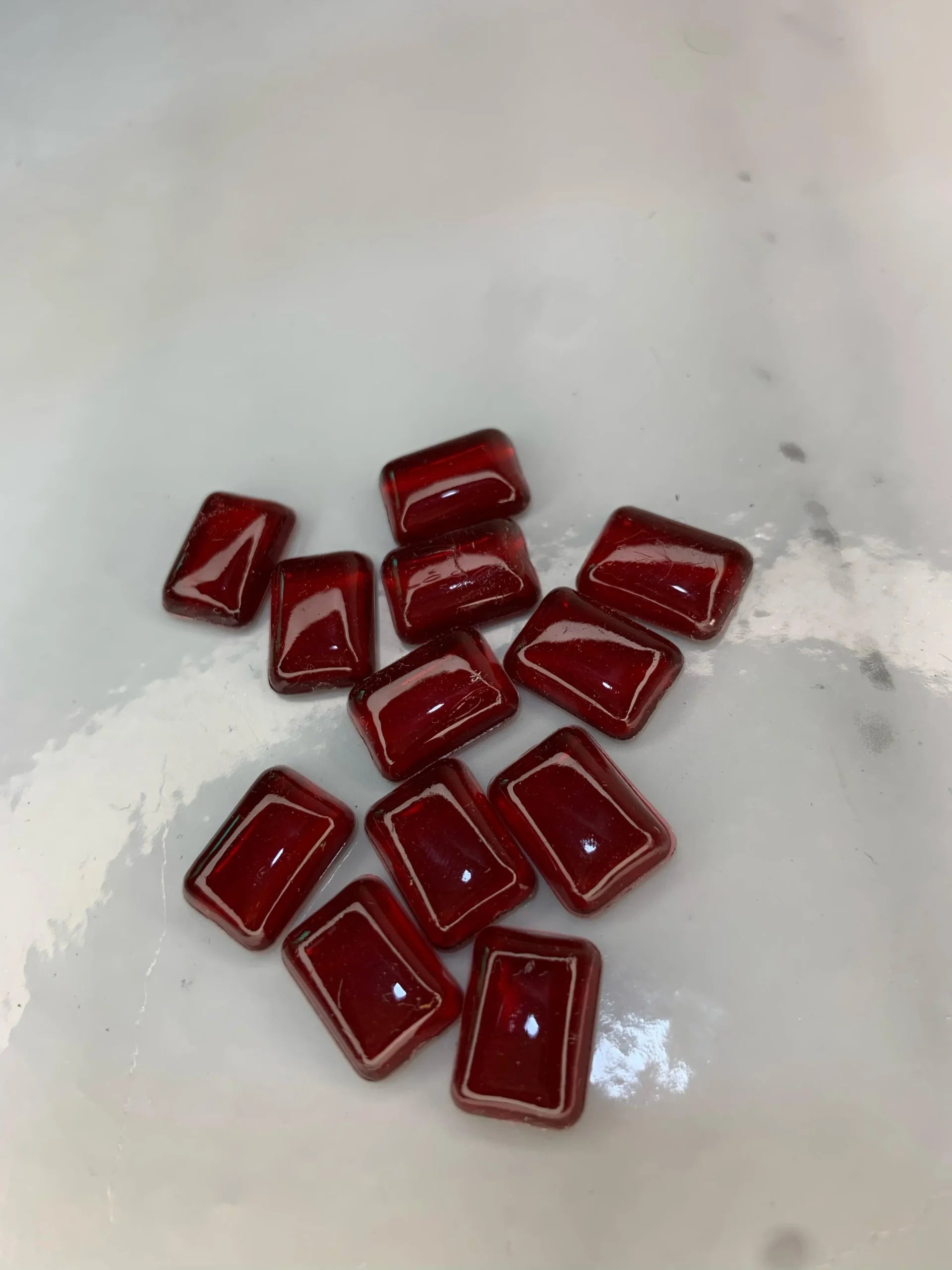 Maroon(High Quality Plastic Stone)-12Pcs