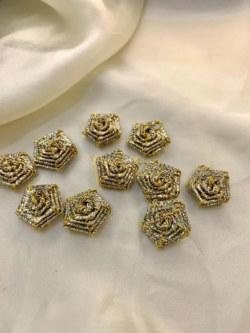 Golden-Star Gotta (10Pcs)