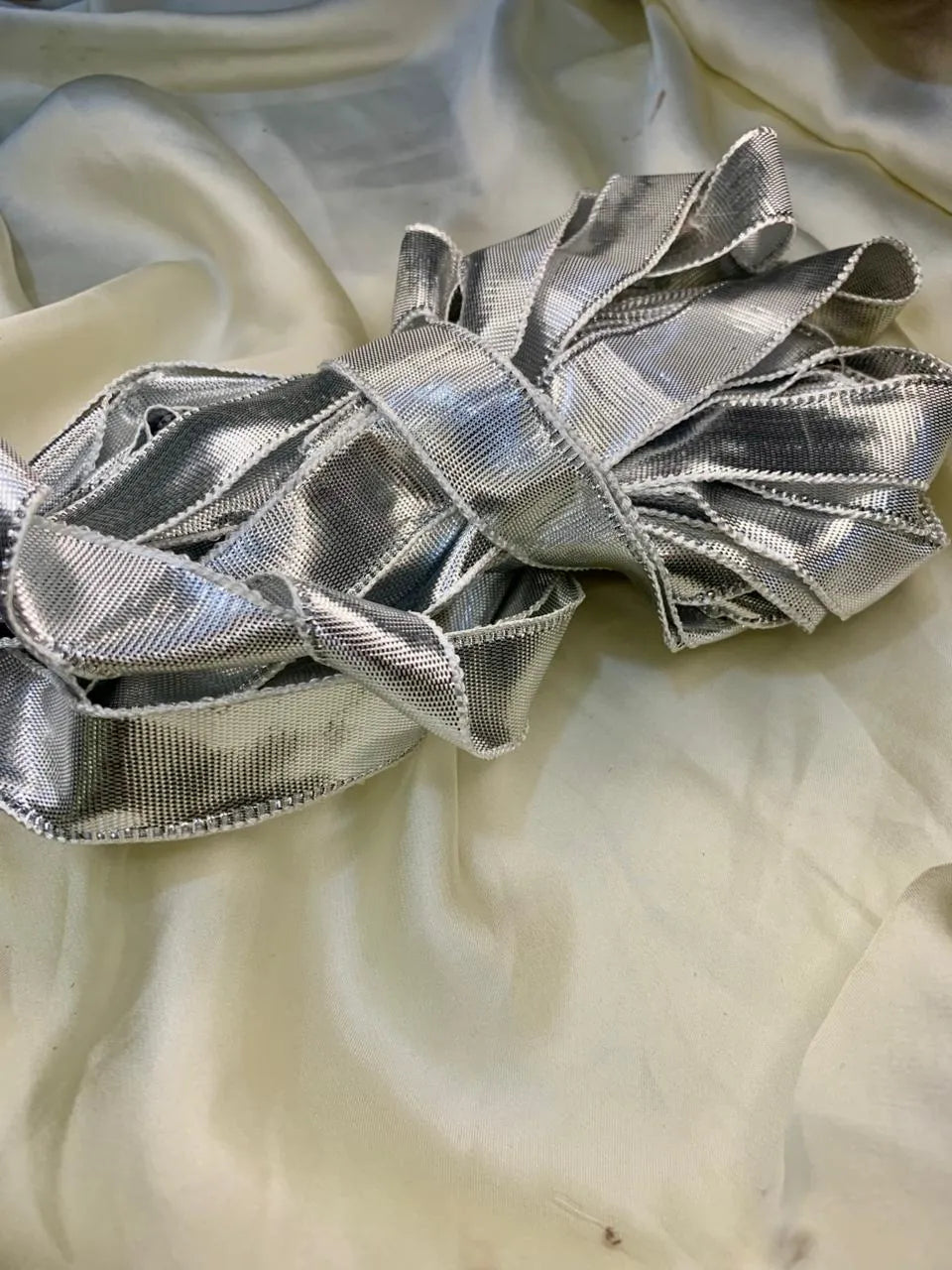 Silver Ribbon-1 inch width (7Gaze)