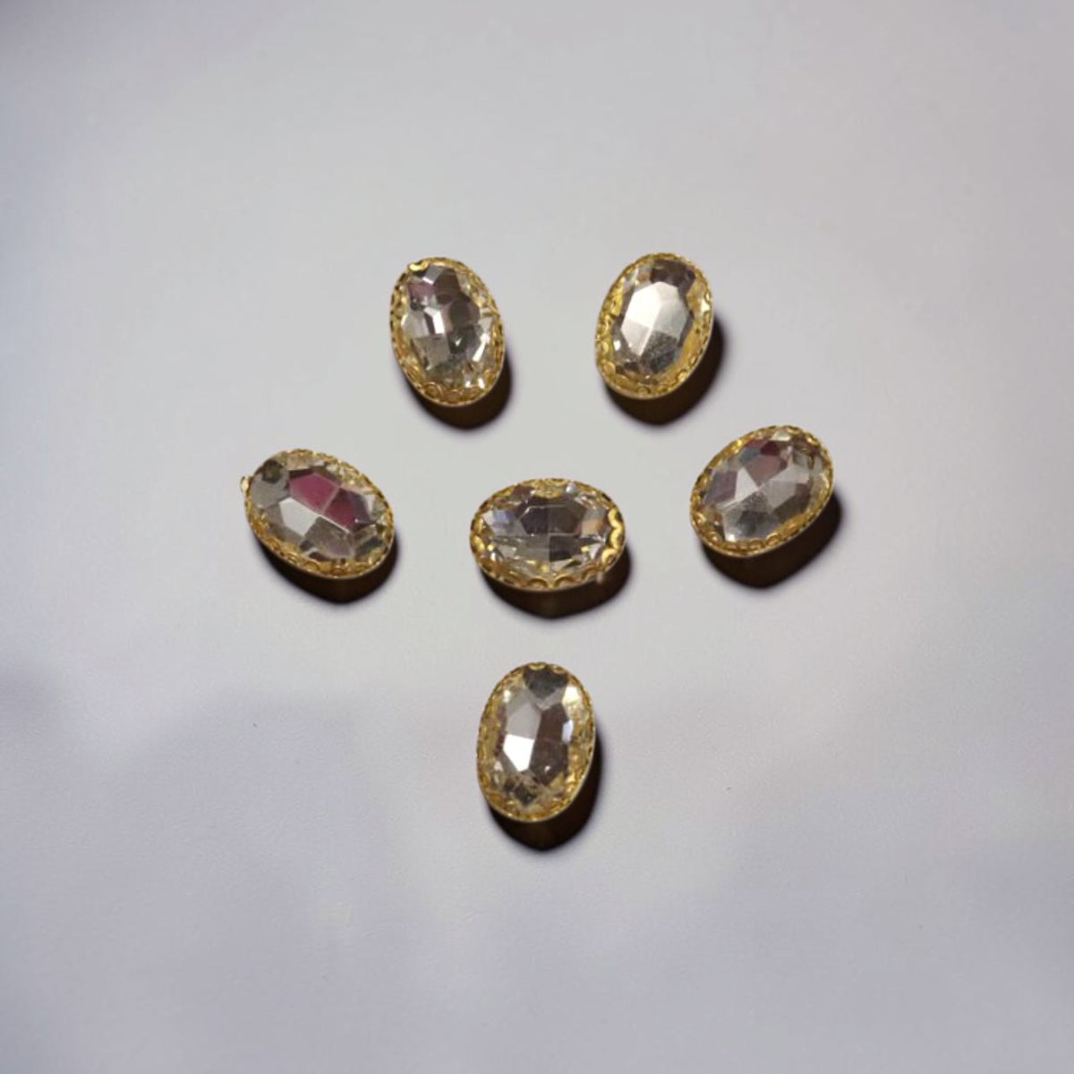 Silver/ Golden Oval Stone Medium-6 Pcs