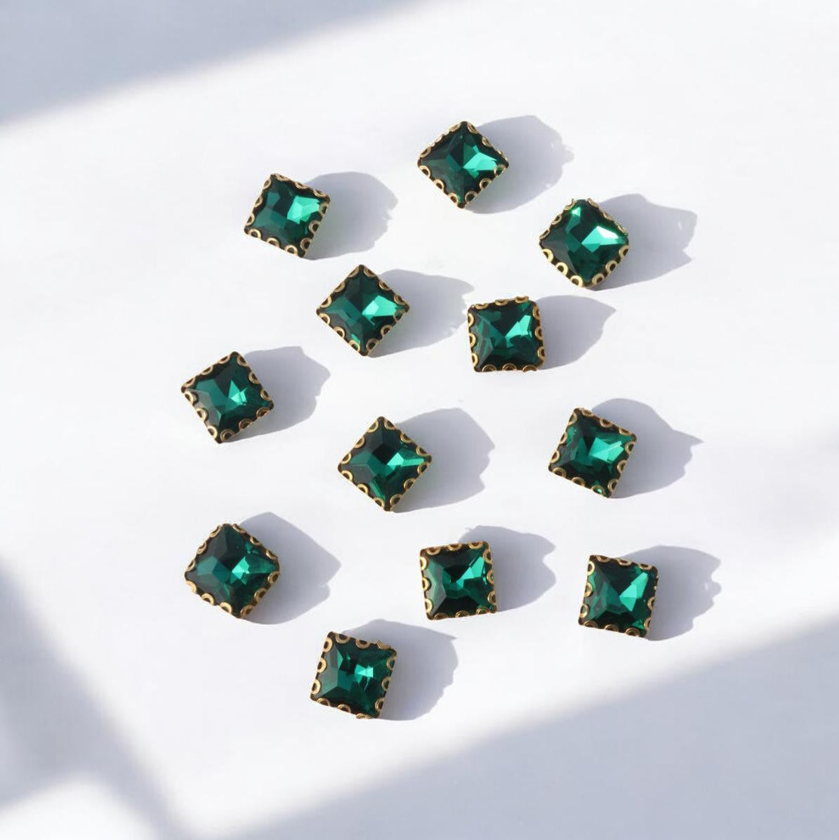 Green Square Stone Small-12 Pcs